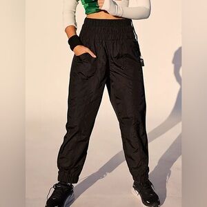 Free People FP Movement ‘The Way Home’ Joggers Pants Women’s XS Black Activewear